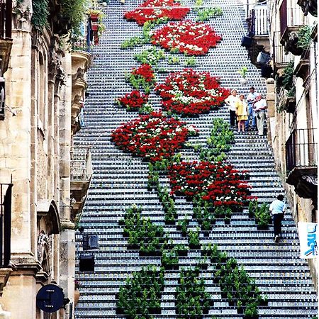 Casa Dei Colori Hotel Caltagirone Eksteriør billede